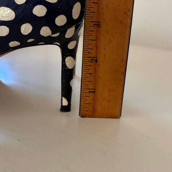 Stuart Weitzman leather pumps - Picture 10 of 10